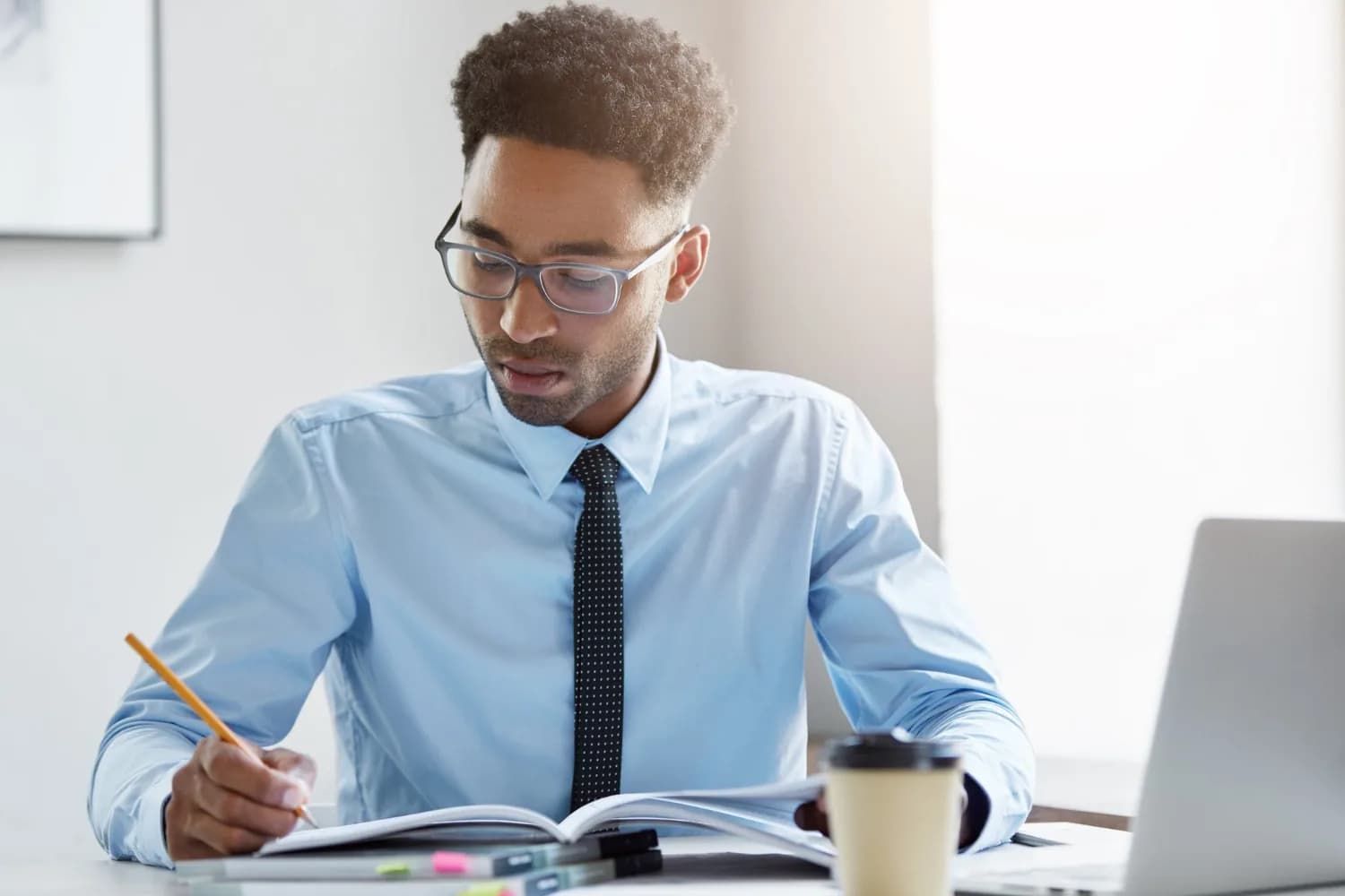 Apprentissage autonome avec des supports de formation